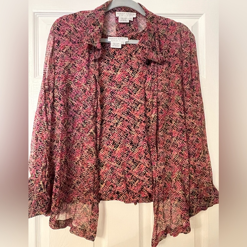 Maggy London blouse 100% silk…